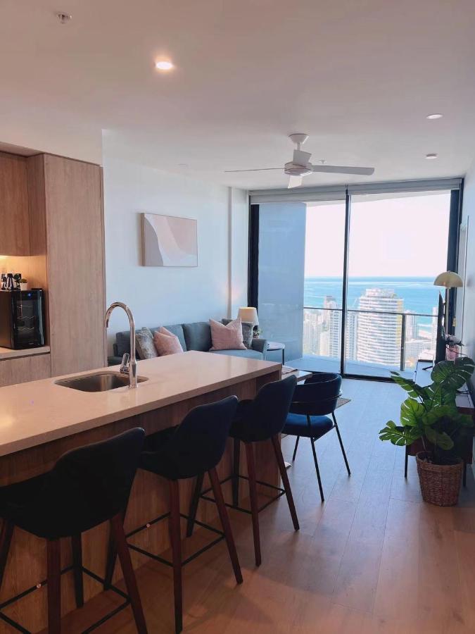 2 Bedroom Luxurious Family Apartment On 40Th Floor With Amazing Ocean Coastline Broadbeach Gold Coast Gc40 Экстерьер фото