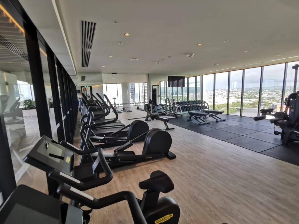 2 Bedroom Luxurious Family Apartment On 40Th Floor With Amazing Ocean Coastline Broadbeach Gold Coast Gc40 Экстерьер фото